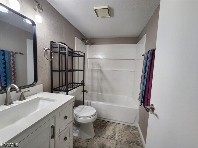 Photo - 12963 Cherrydale Ct