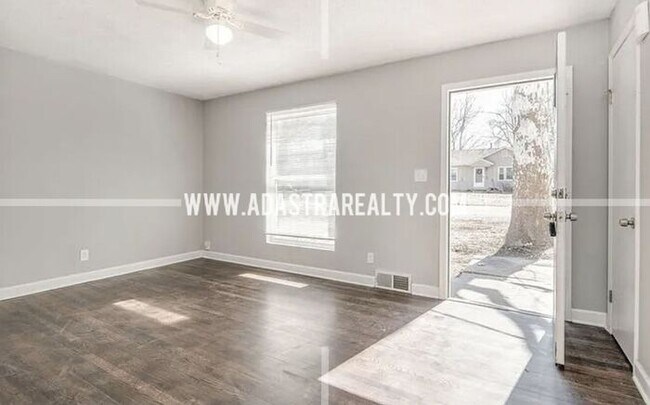 Photo - Beautiful 3 Bed/1 Bath Home in KCMO/Raytow...