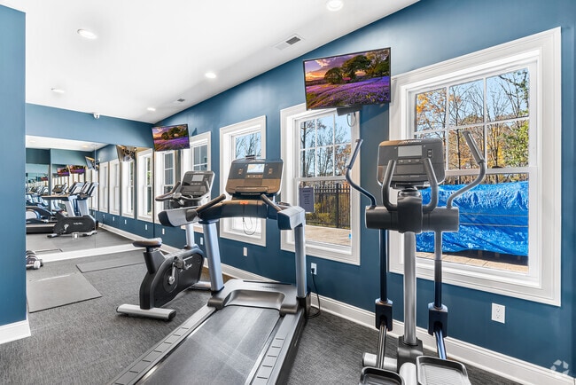 Club House Gym - Covered Bridge