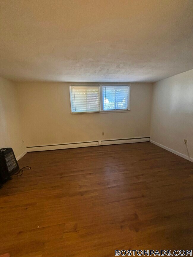 Photo - 3 River Dr Unit B