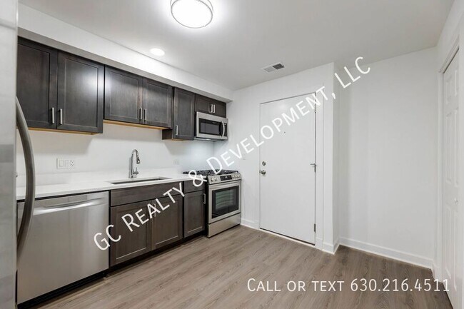 Photo - 3529 S Indiana Ave Unit G