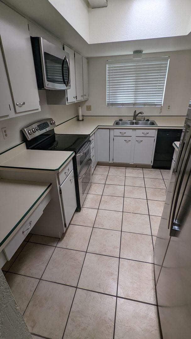 Photo - Beautiful Townhouse - 3 bed & 2 bath in Gr...