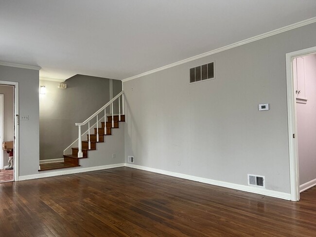 Photo - 1720 Kavanaugh Blvd