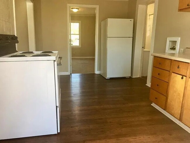 Photo - 209 Nicholtown Rd