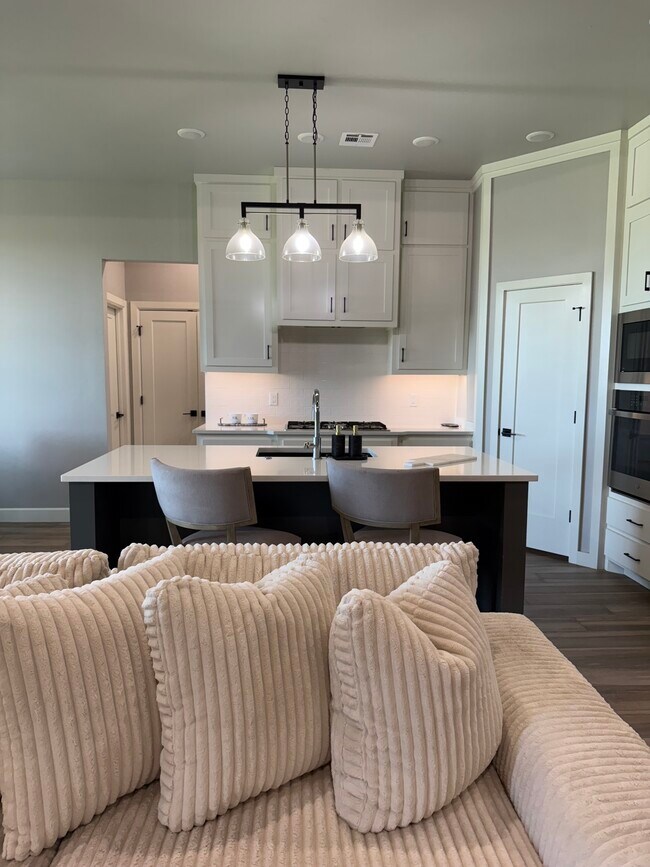 Photo - 15409 Caspian Ln