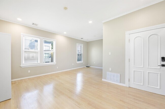 Photo - 47 Carlton Ave Unit 2