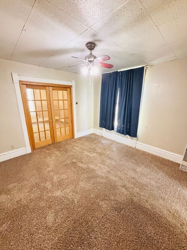 Photo - 709 11th Ave