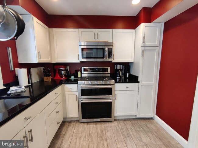 Photo - 809 Second St