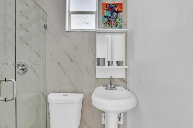 Photo - 1623 NW 16th Terrace Unidad 3