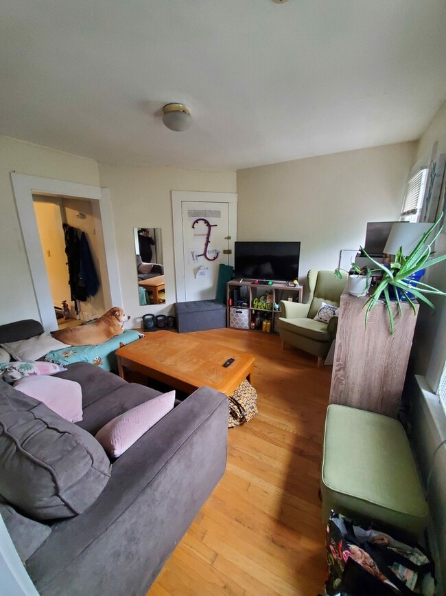 Photo - 17 Bay St Unit 3L