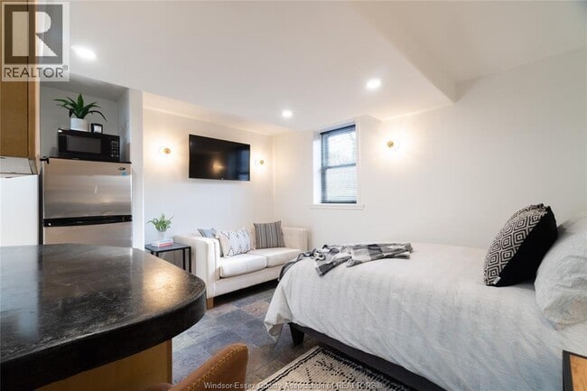 Photo - 269 Randolph Pl Unit 9