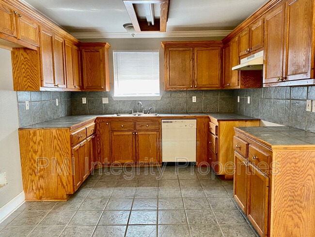 Photo - 2143 Colorado St