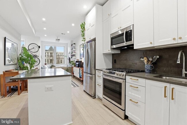 Photo - 2812 13th St NW Unit 3