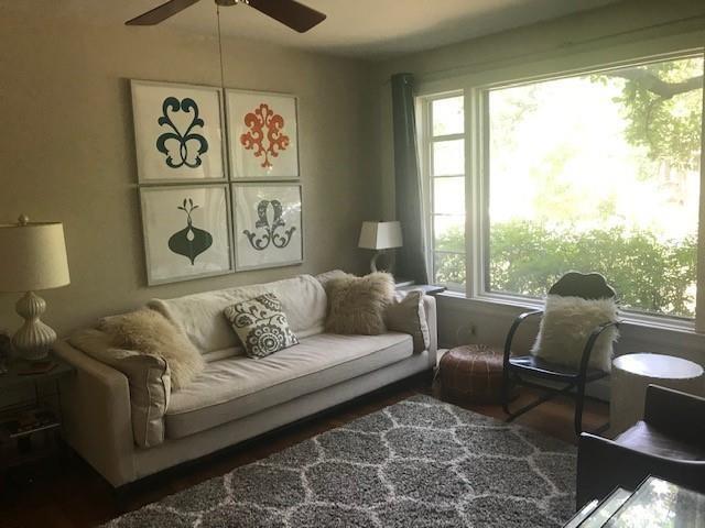 Photo - 3009 French Pl