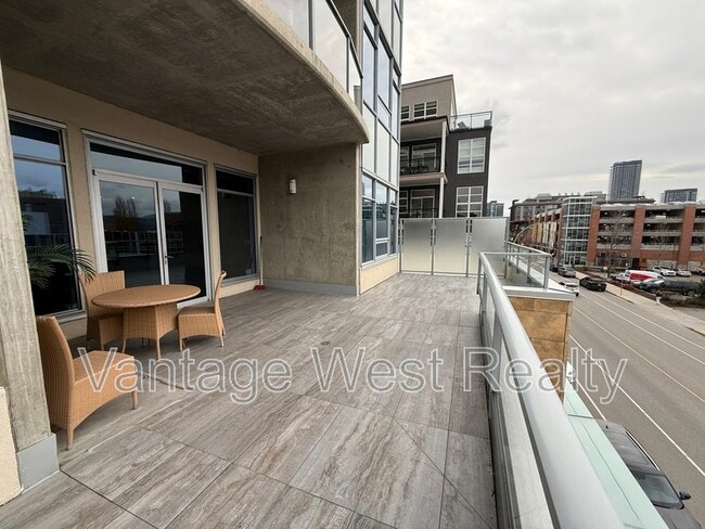 Photo - 1329-1329 Ellis St