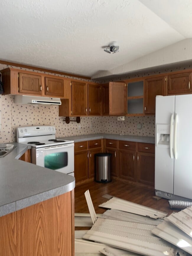 Photo - 1996 Fleetwood Lot 10