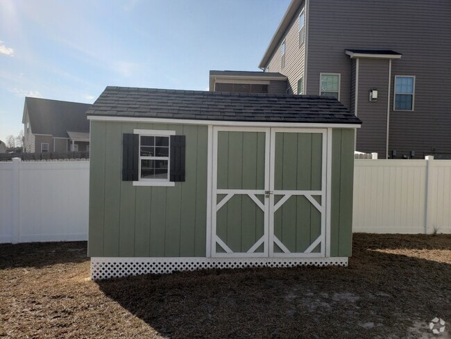 Building Photo - Practically New Home w/Fenced Back Yard Lo...