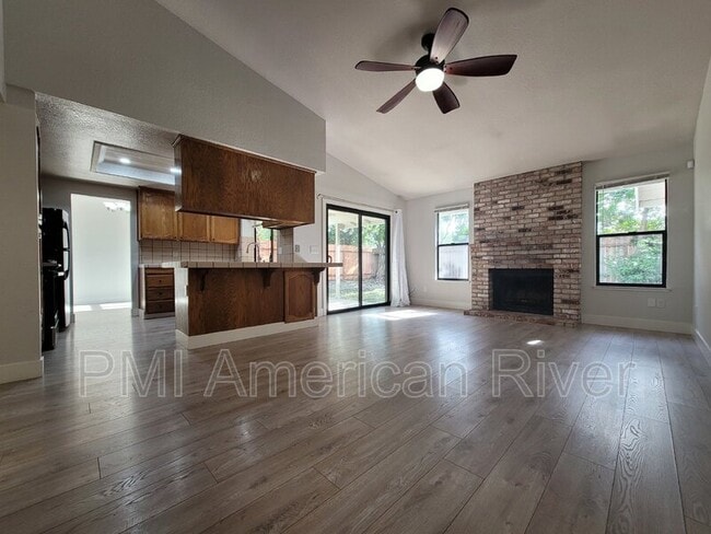 Photo - 5108 Parque Vista Way