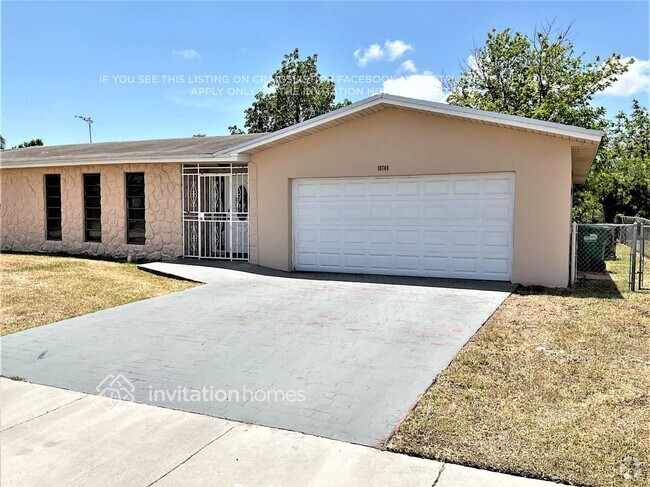 Building Photo - 10740 SW 175th St Rental