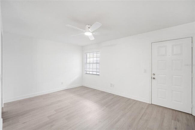 Photo - 4928 W Gandy Blvd Unit G203