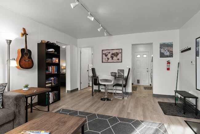 Photo - 2808 Jones Ave Unit 3