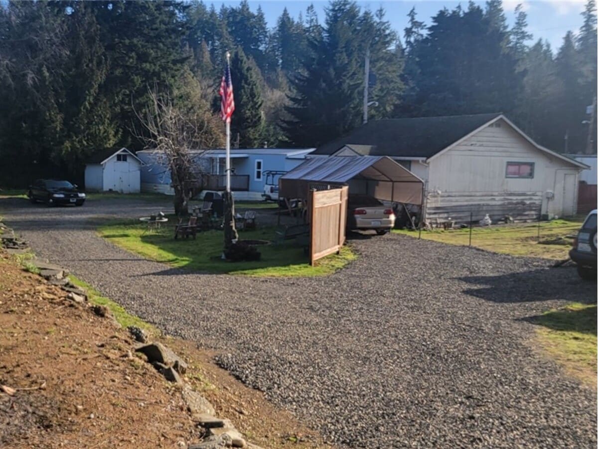 Photo - 3000 Northlake Way NW