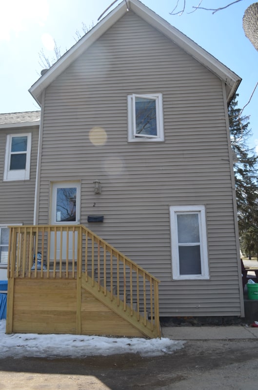 Building Photo - 625 S Oak St Rental