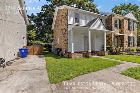 Photo - 1746 Skinner Ave