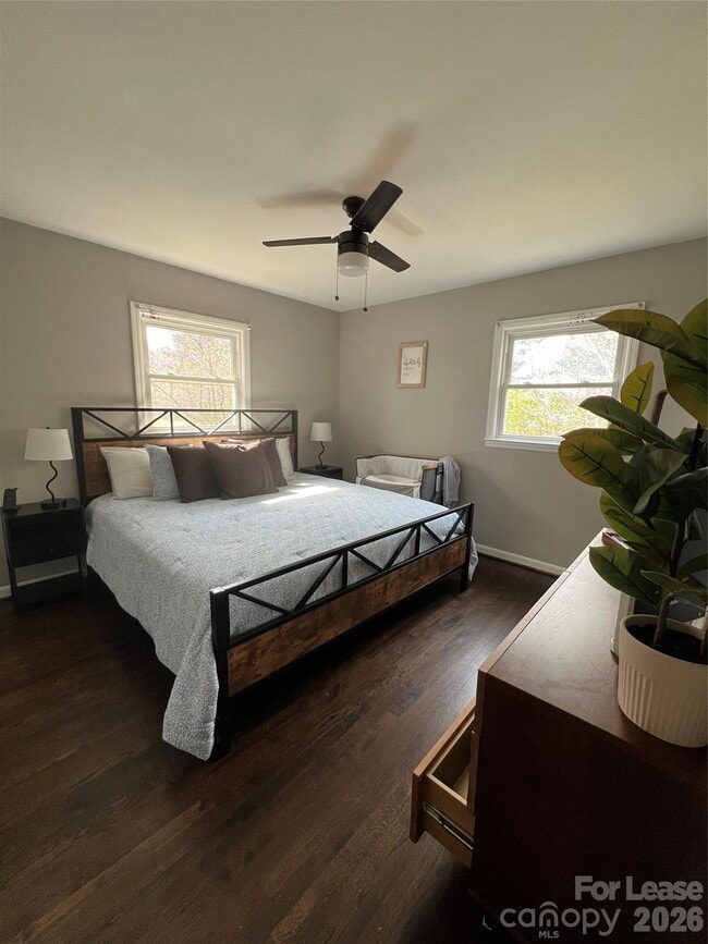 Photo - 2122 Boxcar Rd