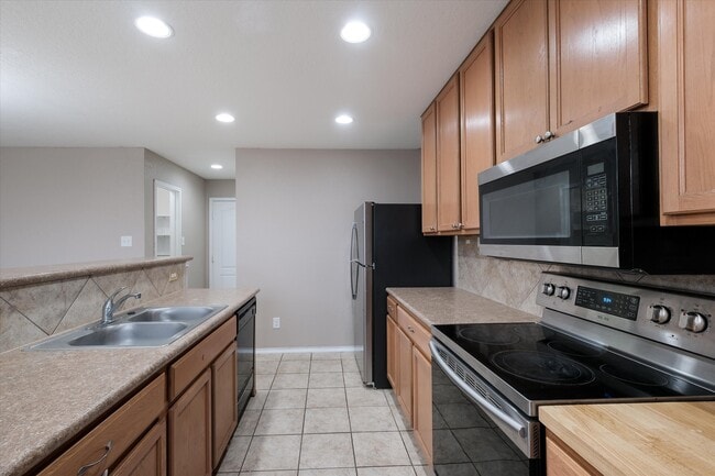 Photo - 6634 Poseidon Way