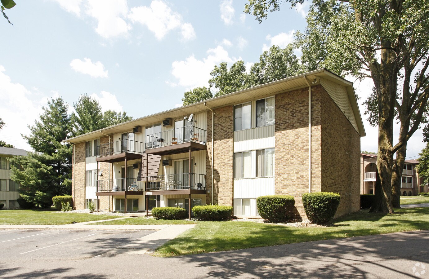 Photo - Del Marr Apartments