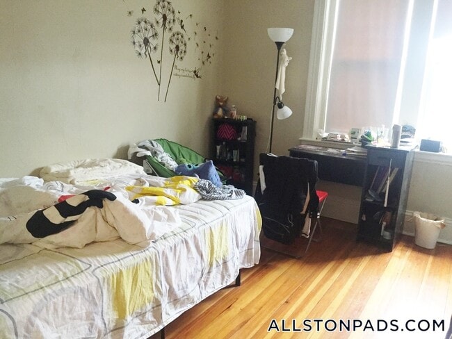 Building Photo - 1375 Commonwealth Ave