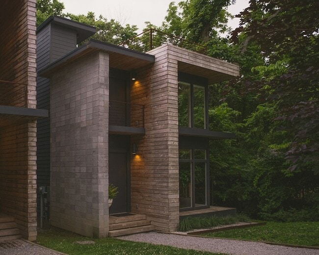 Photo - 1413A Riverside Dr