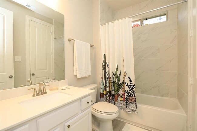 Photo - 13426 Stoneleigh Terrace Dr