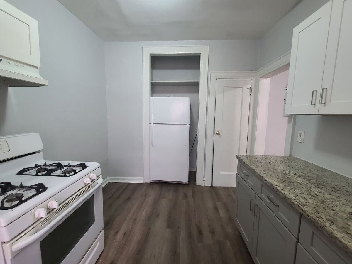 Photo - 61 S Munn Ave Unidad 104