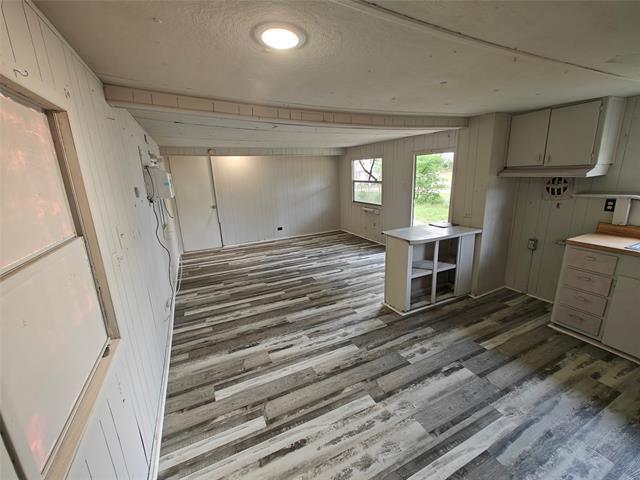 Photo - 411 E Locust St