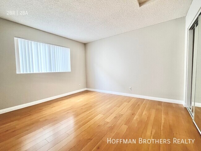 Photo - 626 E Verdugo Ave Unit U