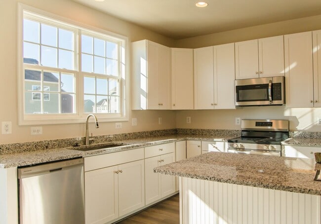 Photo - 113 Oakshire Ct