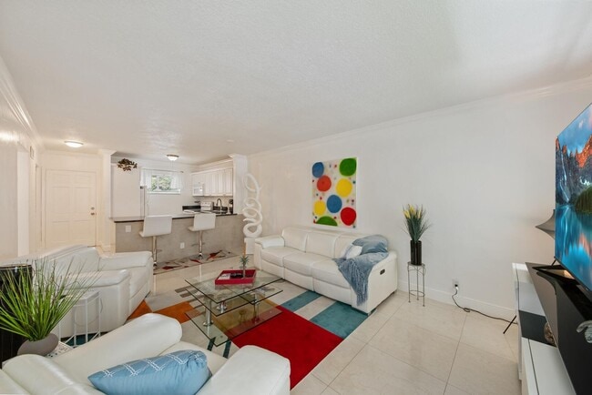 Photo - 2581 Garden Dr N Unit 206