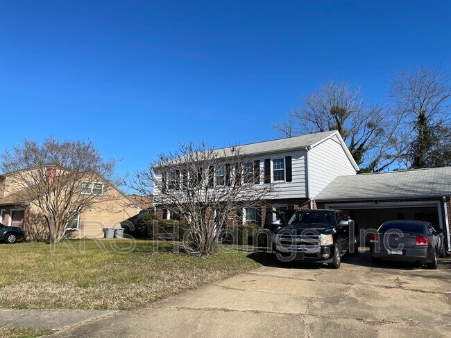 Photo - 204 Skipper Ct