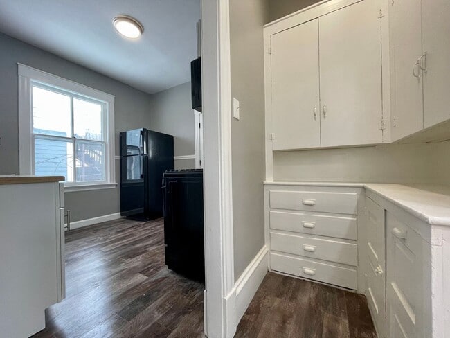 Photo - Spacious 4-bedroom 1.5 Bathroom Home in South Minneapolis!