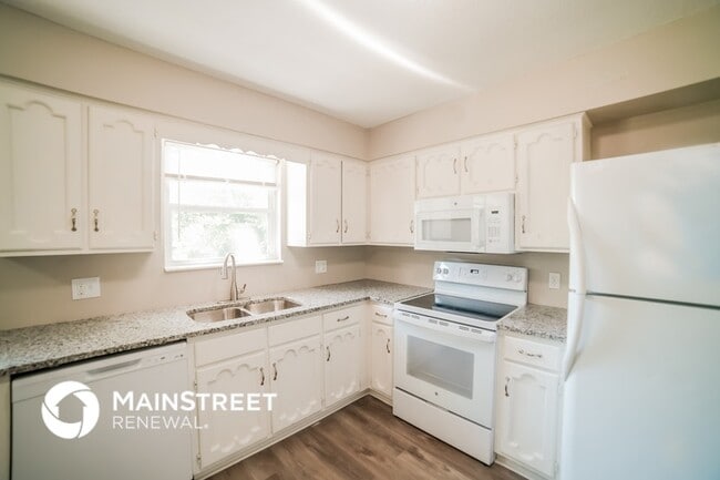 Photo - 19707 E Millhaven St