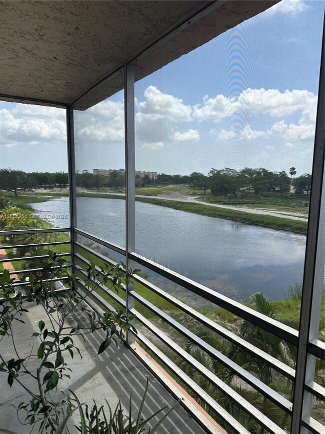 Photo - 3048 Sunrise Lakes Dr E Unit 421