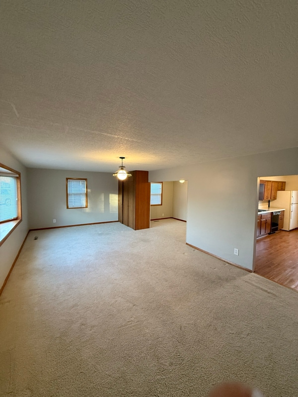 Photo - 710 W 8th St