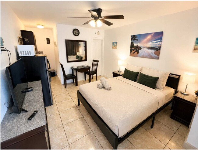 Building Photo - 338 Van Buren St Unit SI FL1-ID1520237P