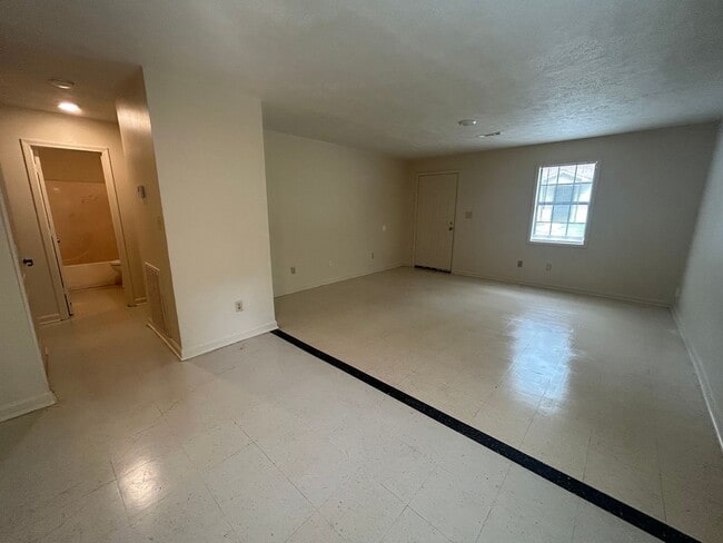 Photo - 20 Tina Dr Unit 20