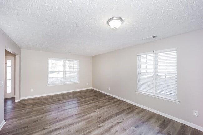 Photo - 8308 Milam Loop