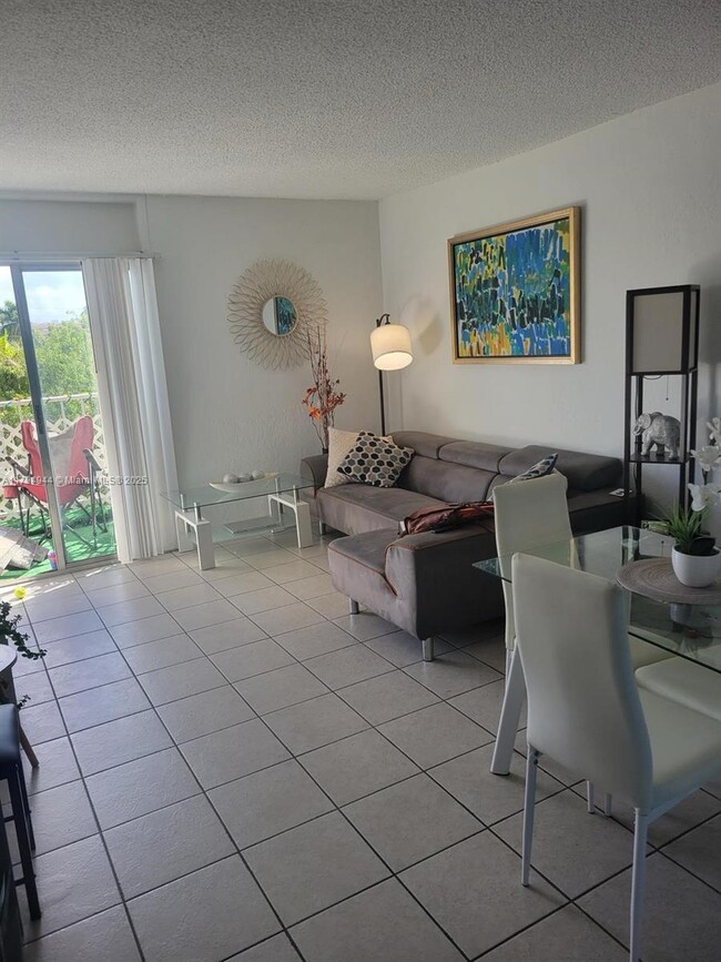 Photo - 4550 NW 9th St Condo Unit 416E