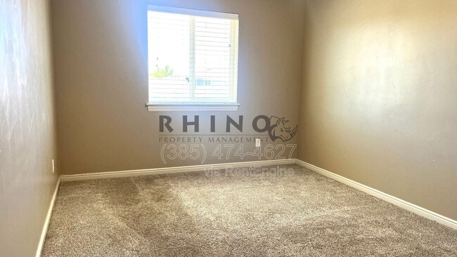 Photo - 1385 Bridal Veil Dr