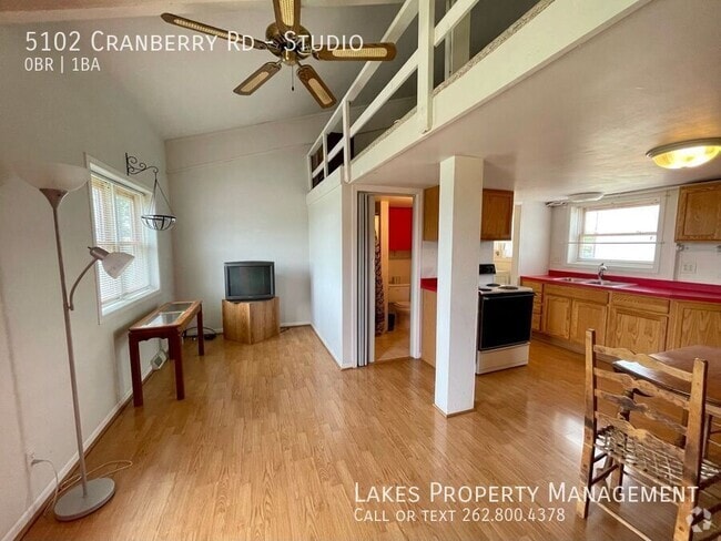 Building Photo - 5102 Cranberry Rd Unit Studio Rental